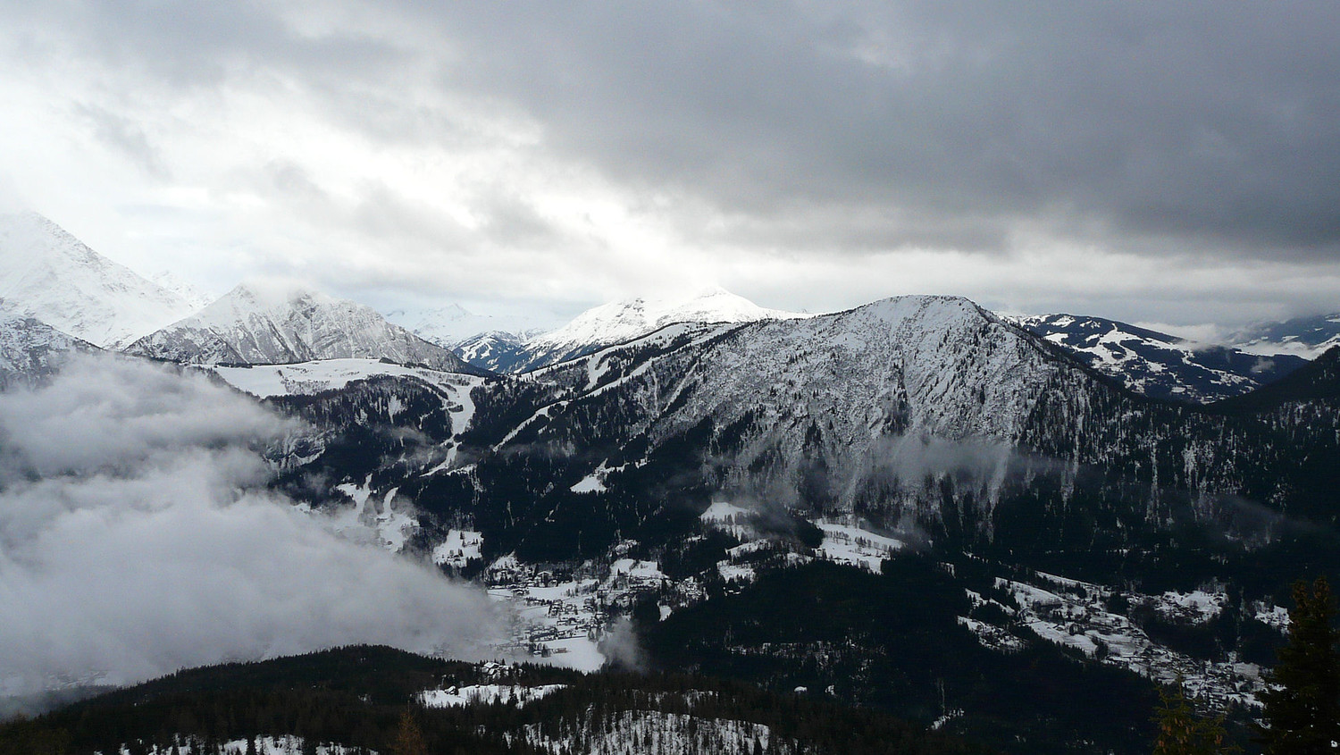 Ambiance pluvieuse au dessus des Houches