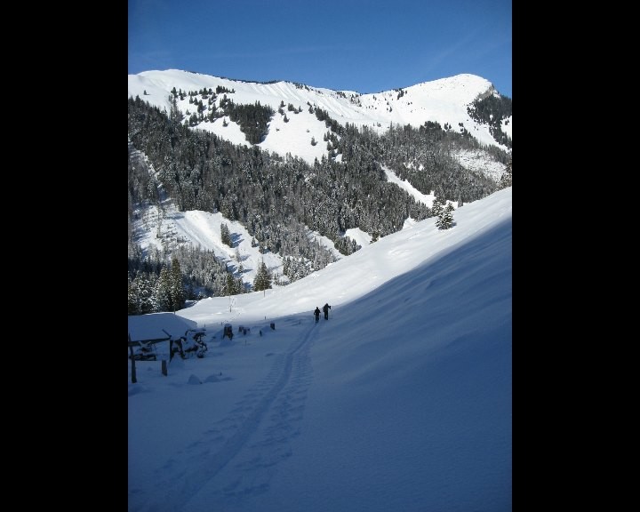 Montée à Tissiniva