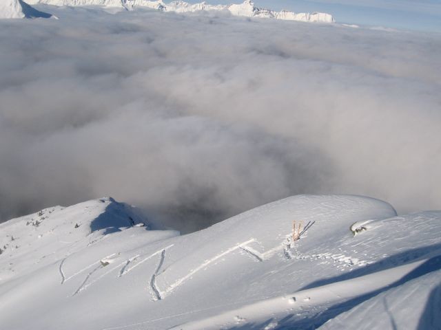 Au-dessus des nuages
