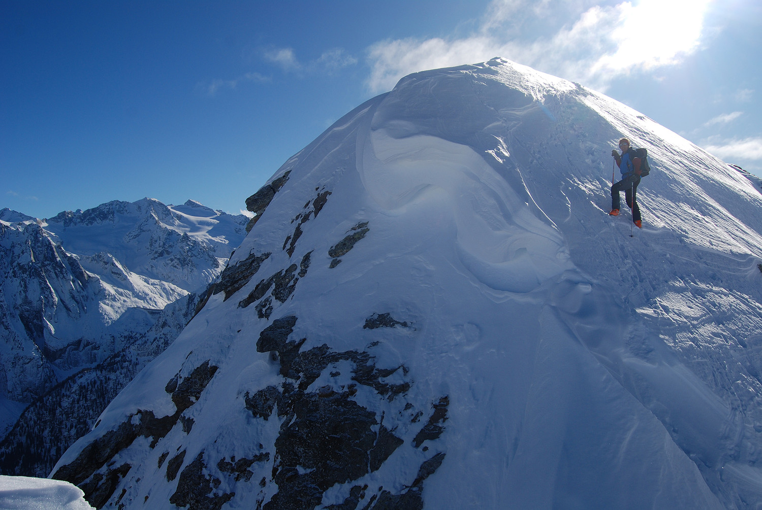 Ultimi tratti da fare a piedi di cresta N, prima di raggiungere il Piz Cam 2634 m.