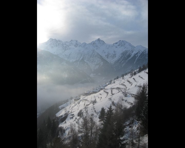 Le beau village de Commeire en fin de journée