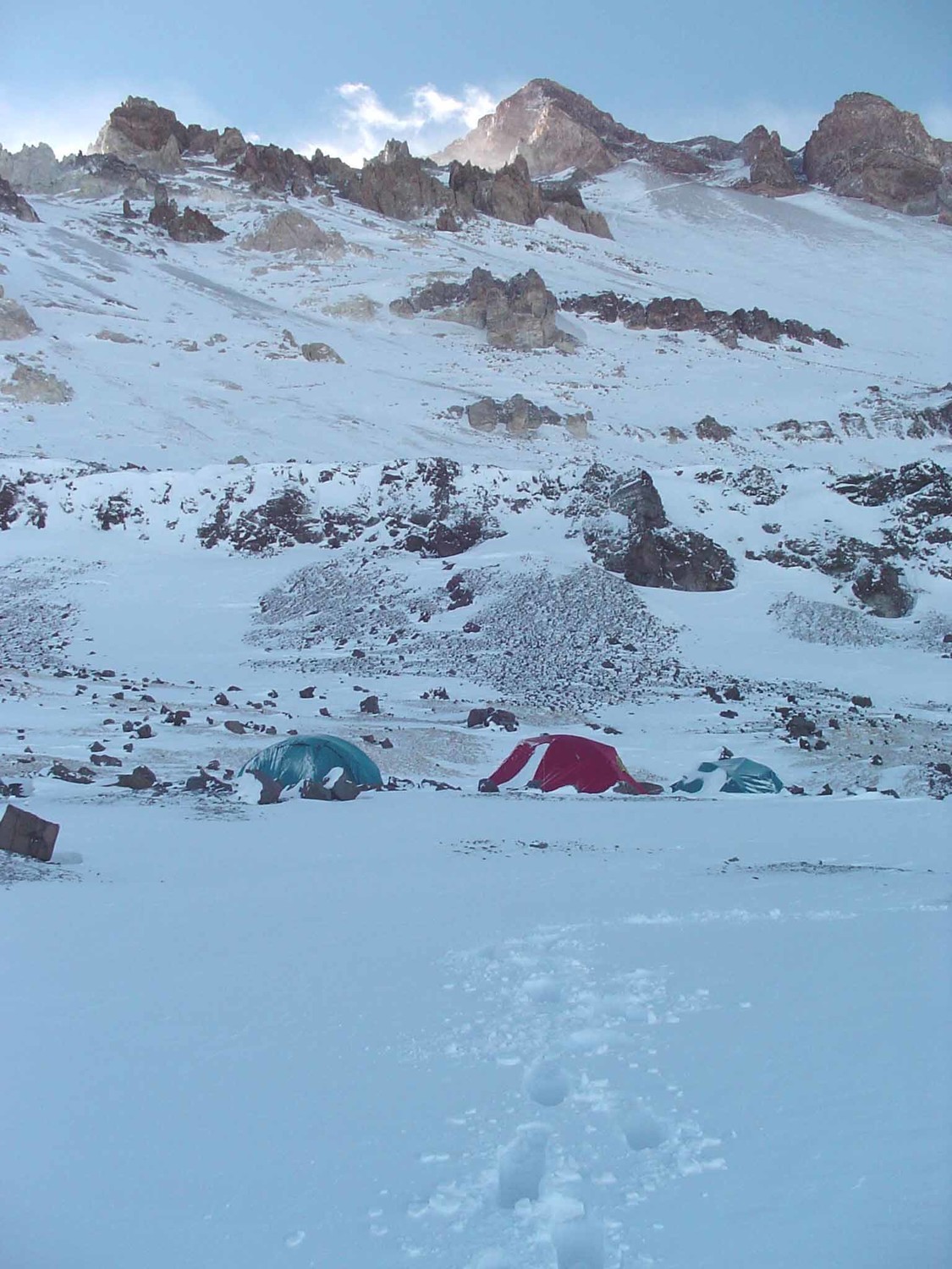 Ma tente (rouge) à Nido