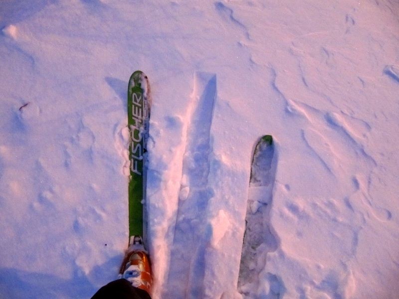 Quand je pense avoir déchaussé pour la dernière fois, de la neige vierge se présente à moi...