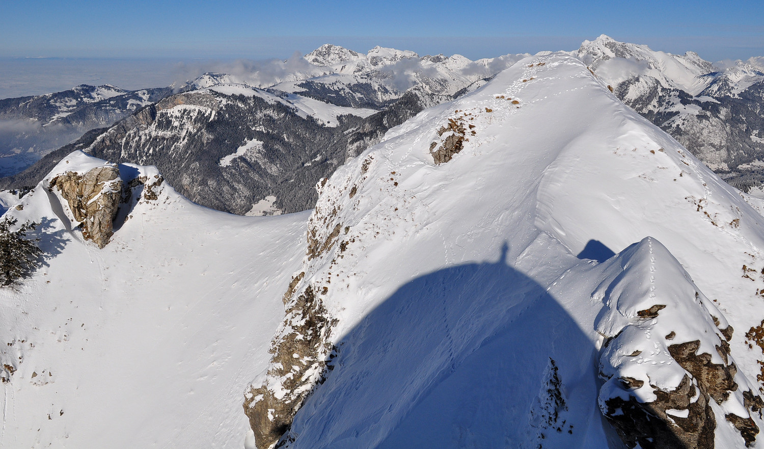 Au sommet du Pic de la Corne ...