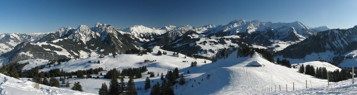 Depuis les Monts Chevreuils, vue vers L'Etivaz