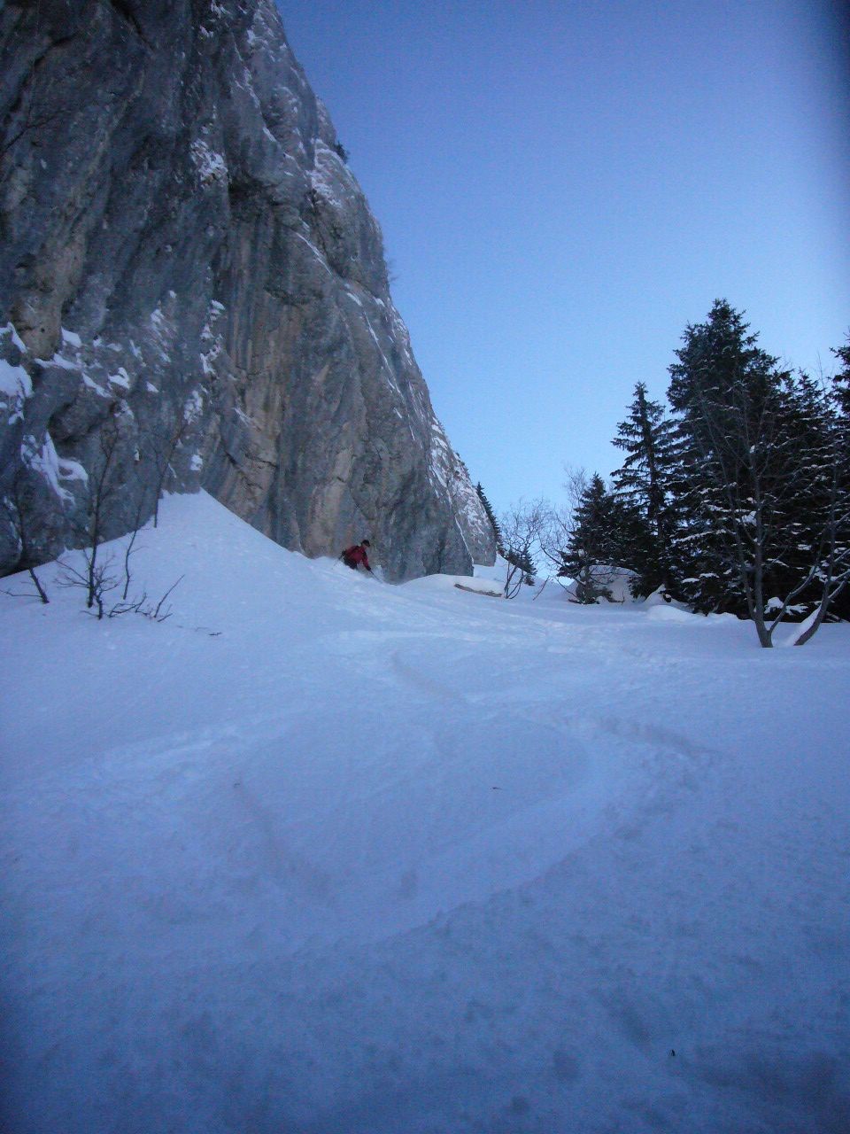 au ras de la falaise par l'itinéraire de montée