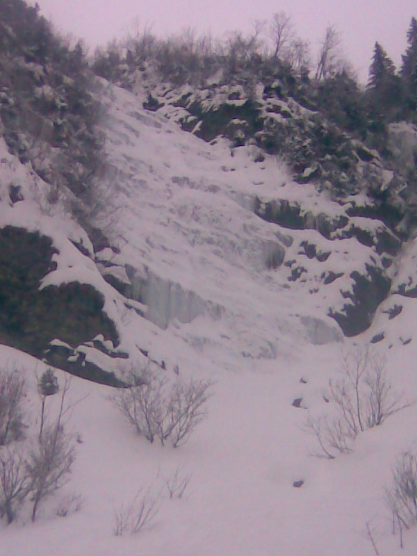 cascade du milieu en plus grand