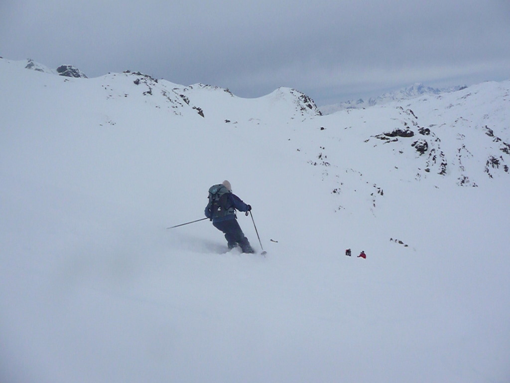 Descente ds la poudreuse lourde