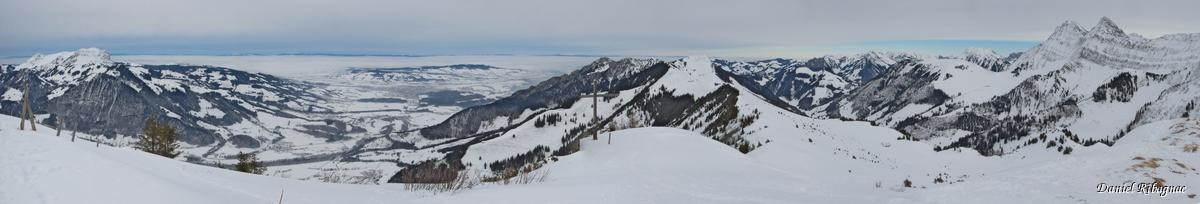 Vue panoramique depuis Les Merlas, sur Bulle