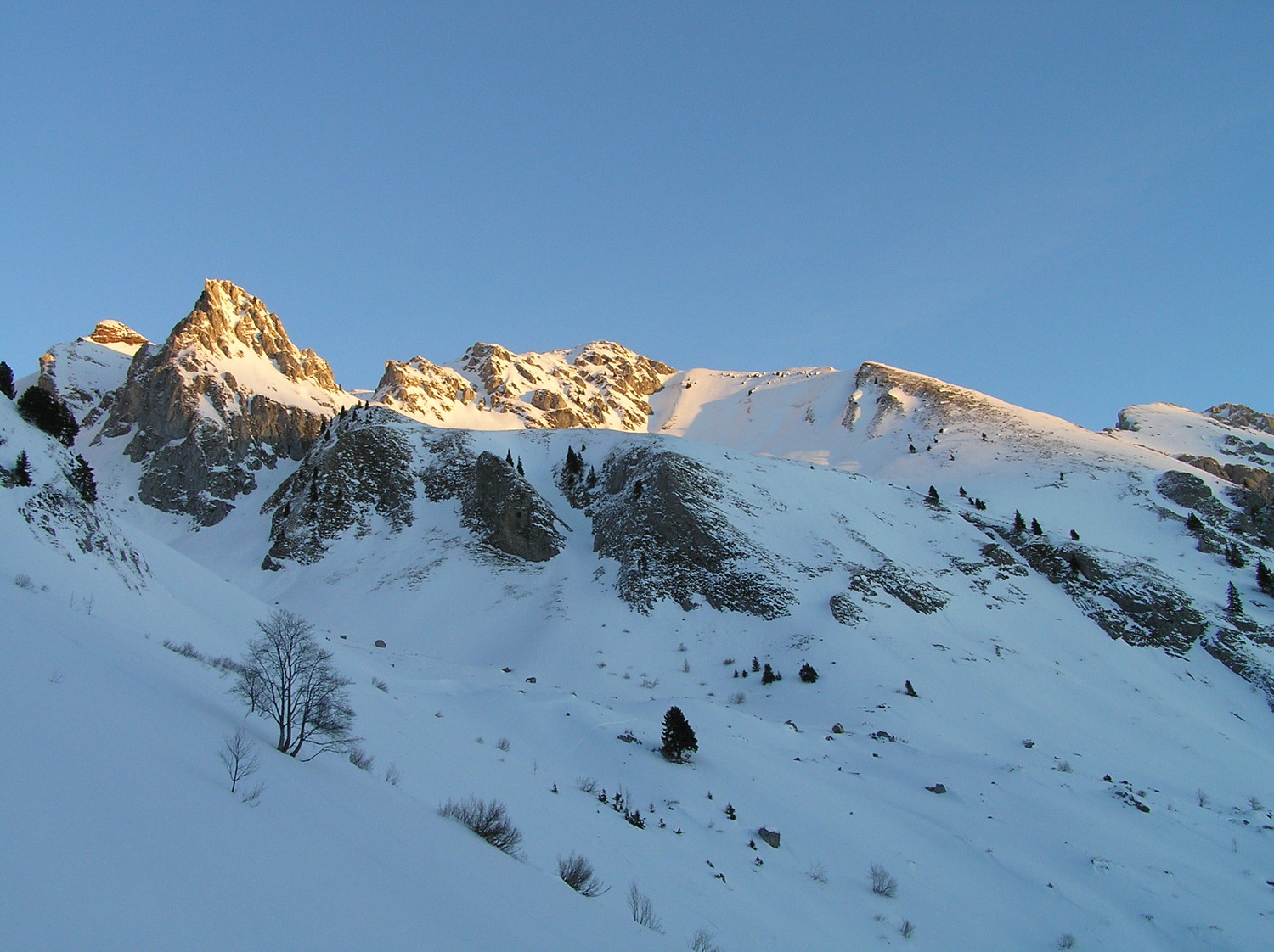 Premiers rayons sur Combrettes