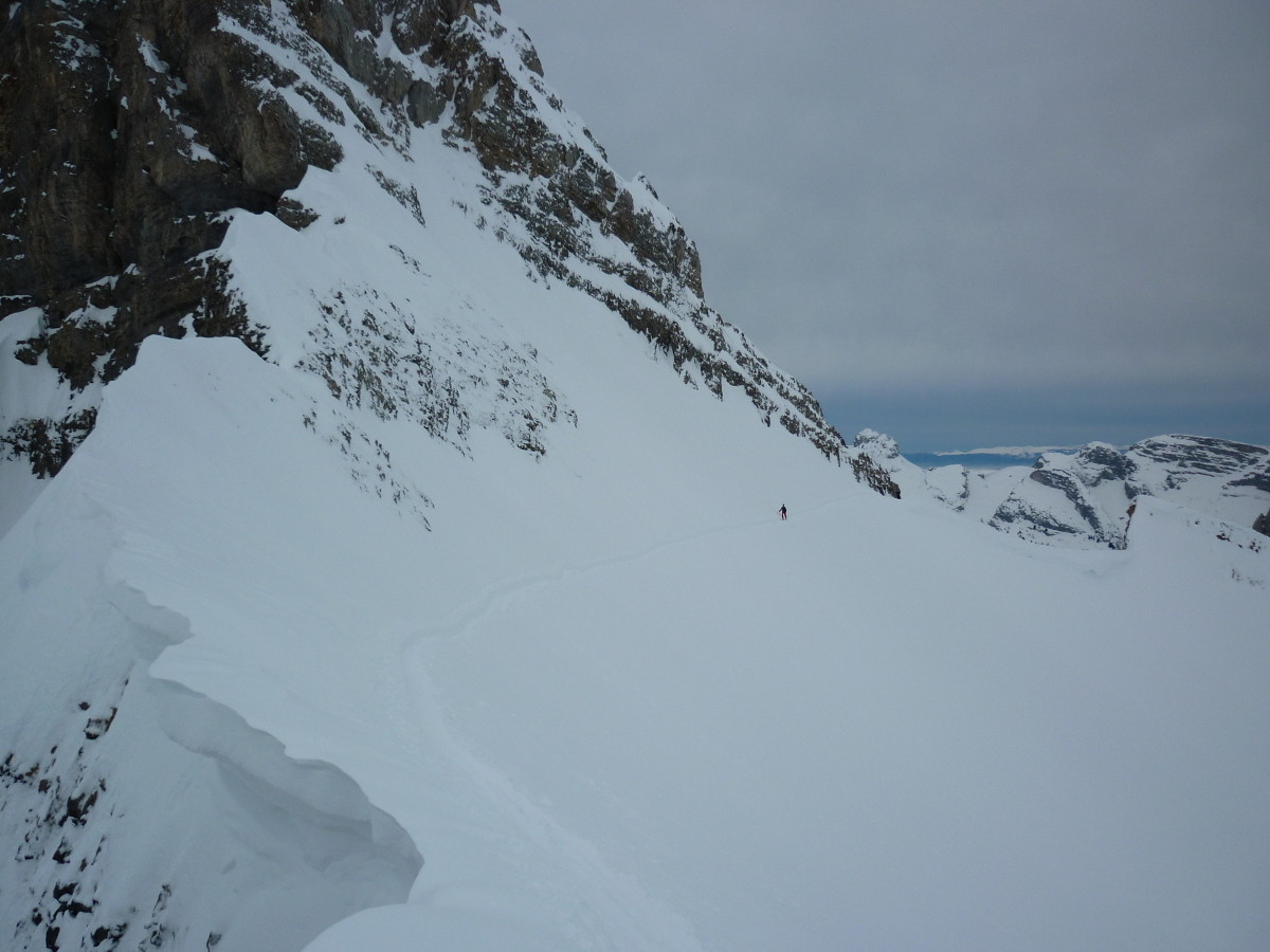 Derrière le col