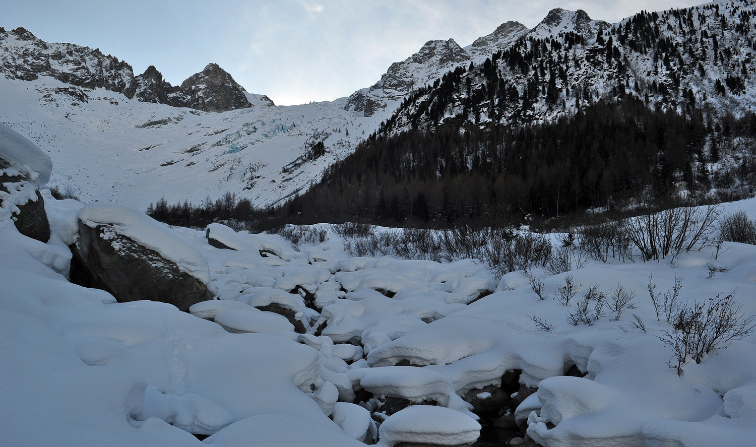 Sous le glacier du Trient