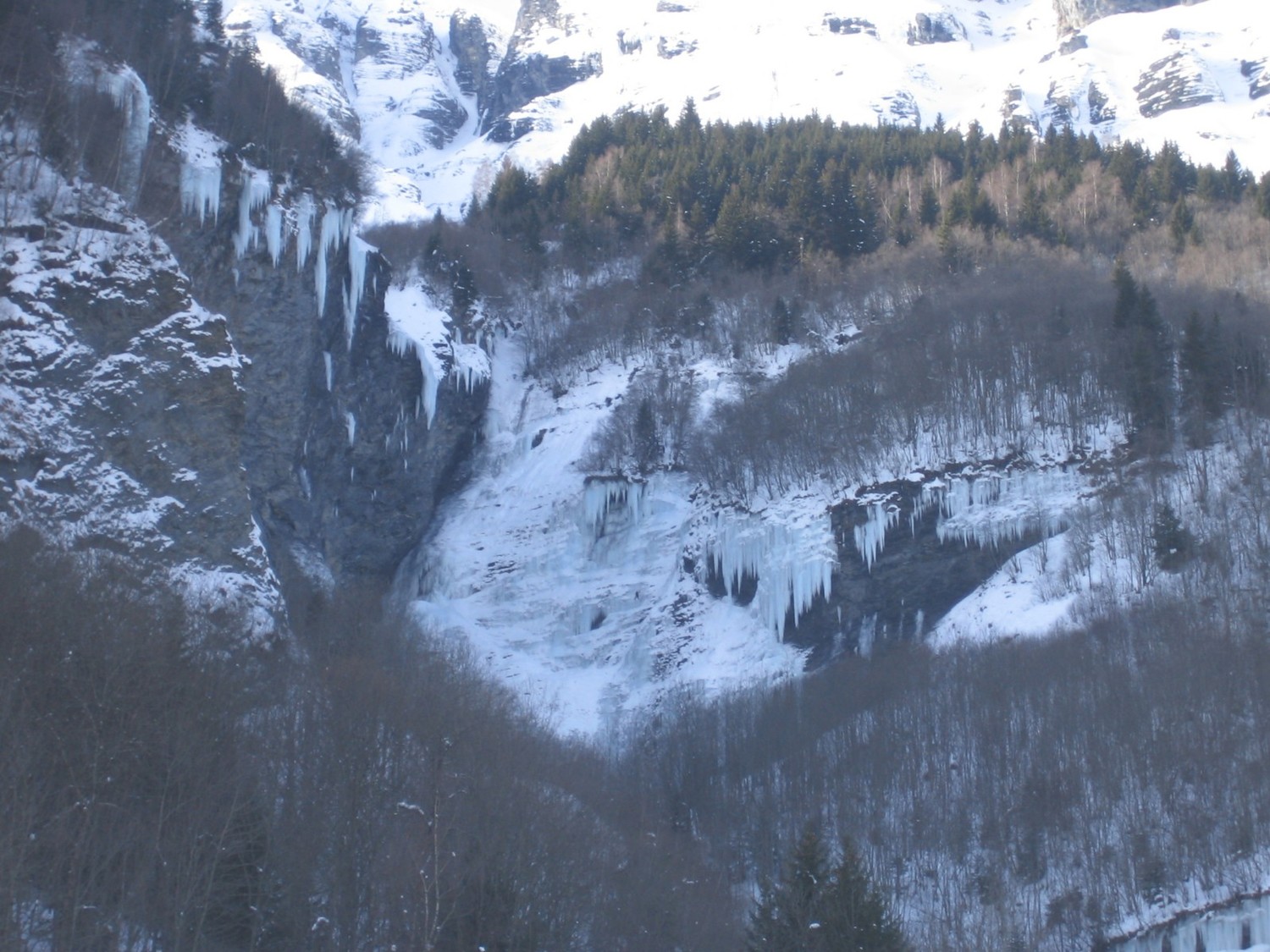 la cordée audessus de R2 de droite