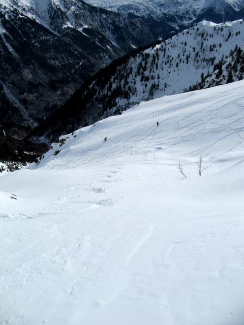 Vallon de la Brèche de l'Homme : il reste de la place pour tracer, contrairement aux pentes de la Brèche de Roche Fendue...