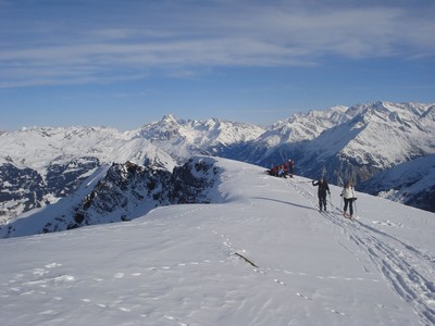 La crête sommitale du Grindelgrat, vers le NE La crête sommitale du Grindelgrat, vers le NE