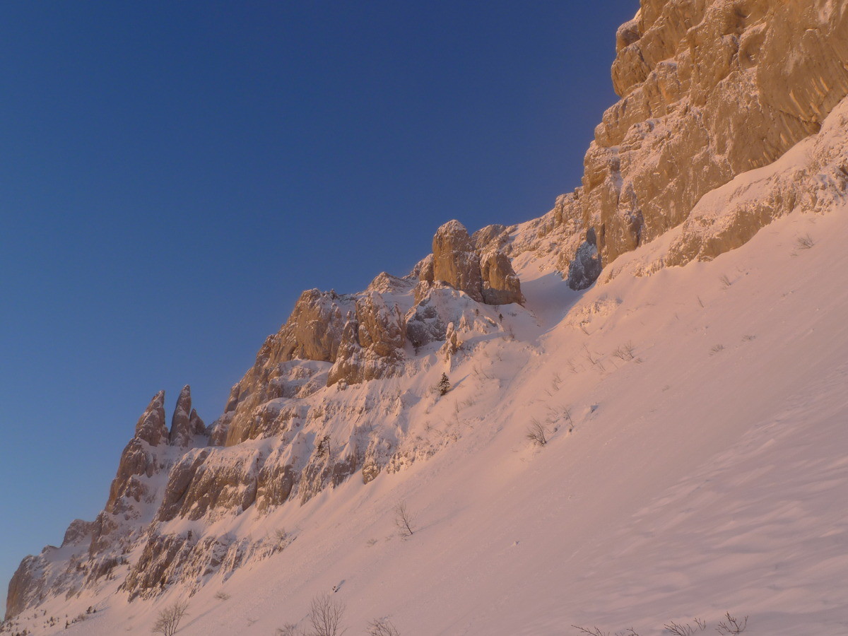 Couloir latéral aux Sultanes