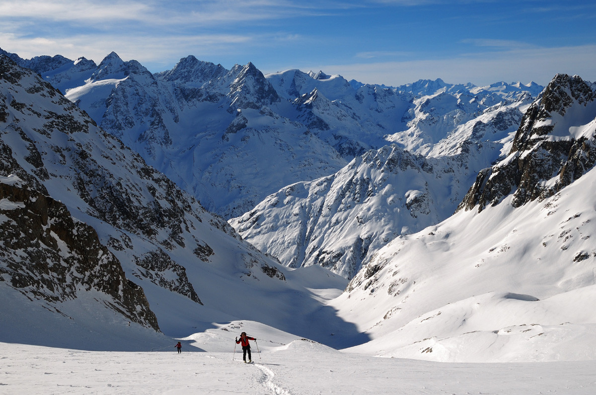 Vallon de Chlialp en montant vers le Zwächten, Meiental, Uri (Suisse Centrale)