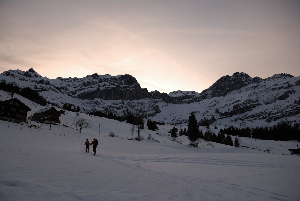 Montée à travers Haldi
