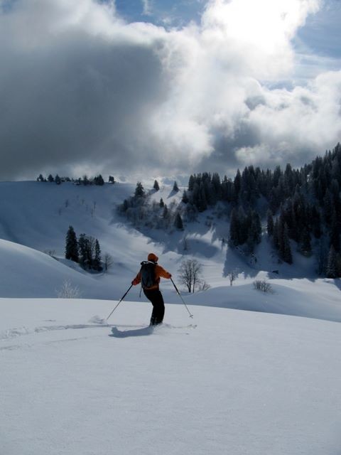 Bubu à l'oeuvre dans le début de la descente du versan S