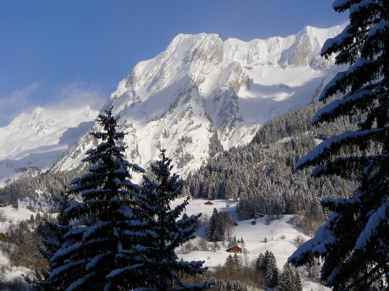 Le versant W de l'étale et le couloir Chauchefoin, vus de la Gutary