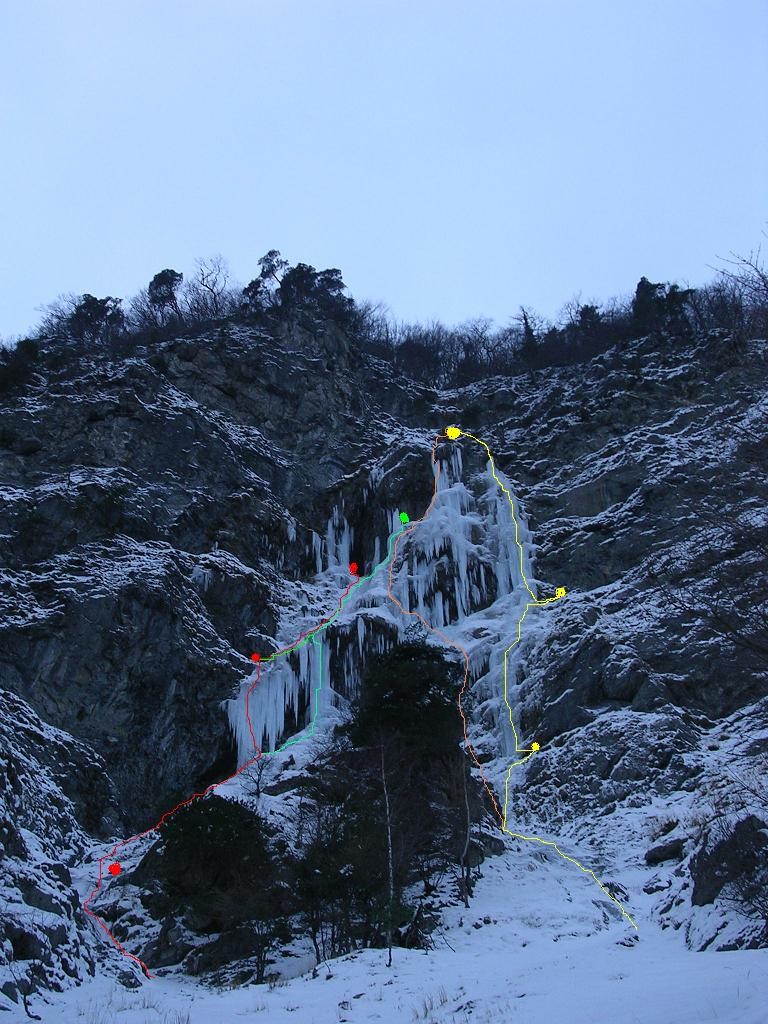 cascade rocher dagan vue générale itinéraires