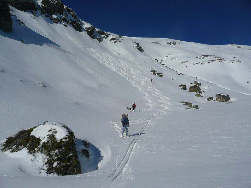 Au bas de la descente vers Aygue Rouye