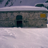 Bivouac d'hiver 40m sous refuge d'été