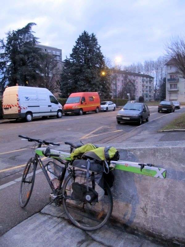 Au départ de Grenoble. Spéciale dédicade à antoineb.