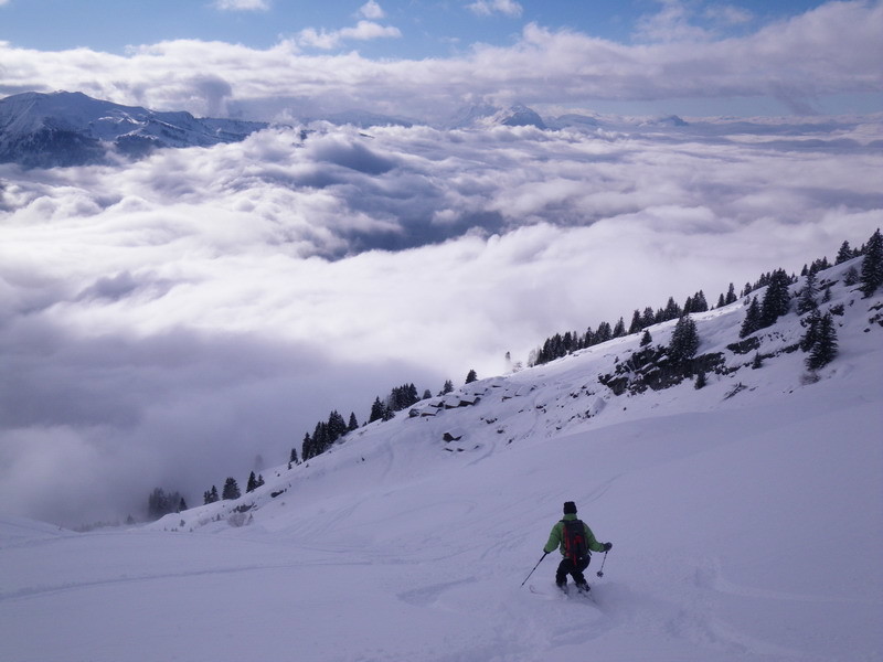 Laure vers les chalets de Criou.