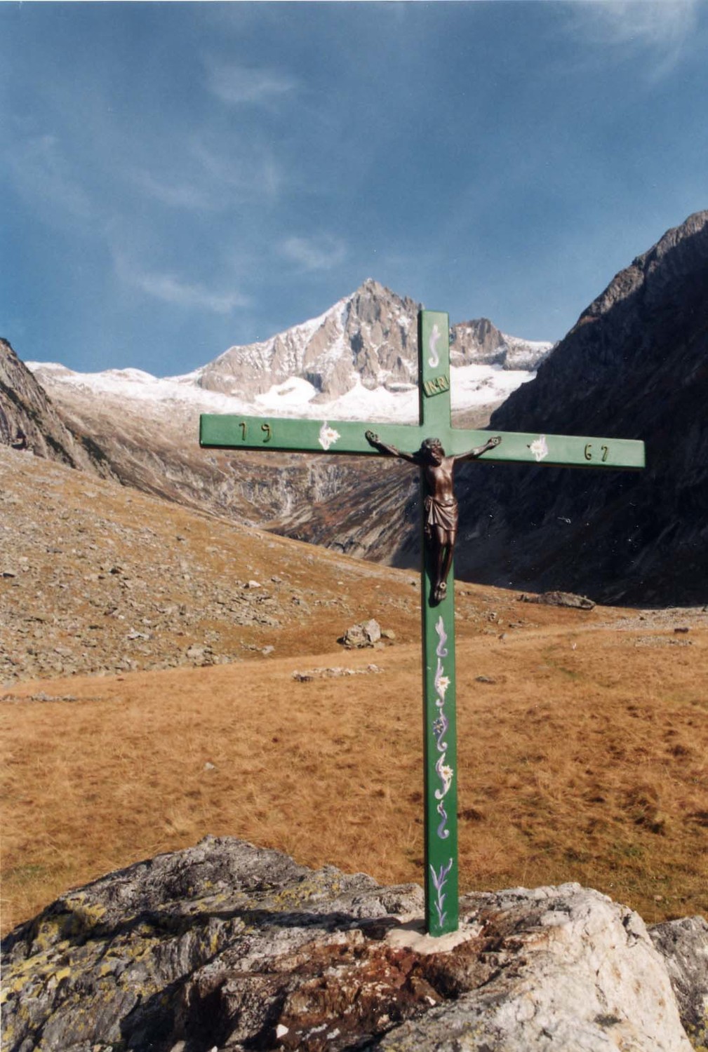 Fond du Bietschtal et le Bietschhorn
