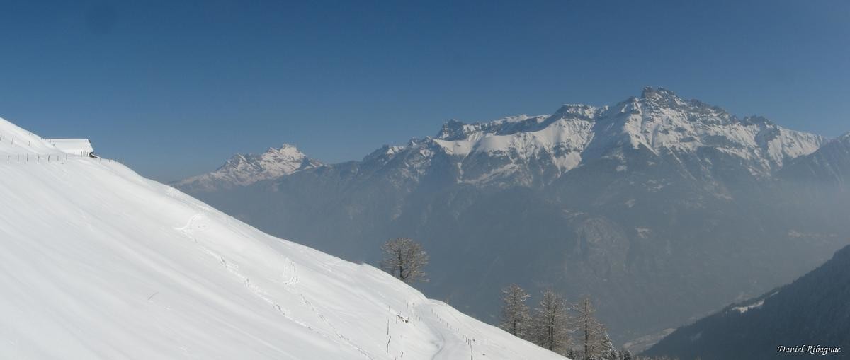 Vue depuis La Biole sur les Diablerets, Grand Muveran, Dents de Morcles