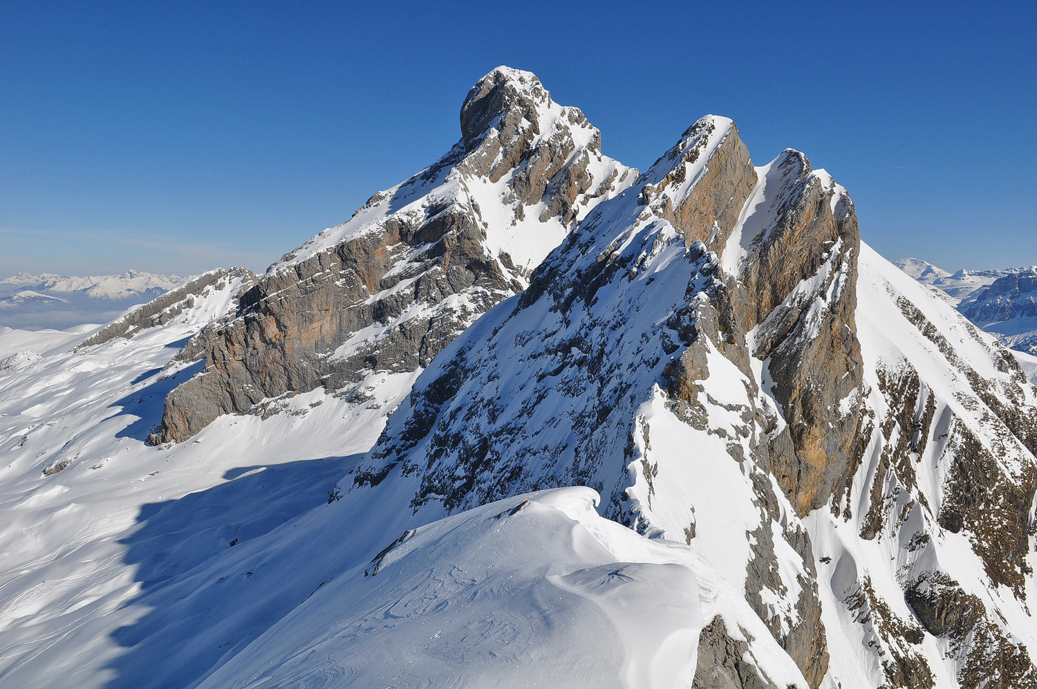 Pointe percée et Pointe des Verts depuis Chombas