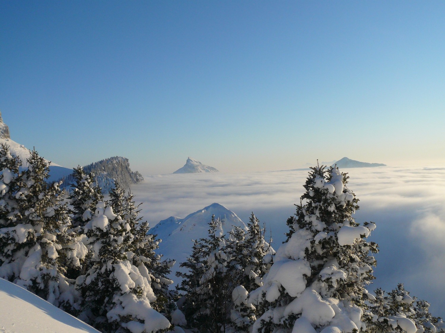 Vue du petit Som, fin de journée.