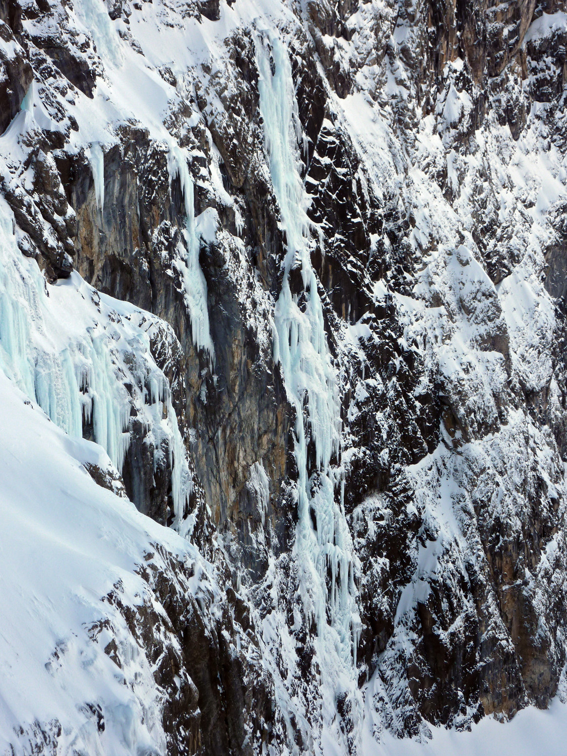 Cirque de Gavarnie - 1er étage - Thanatos vu de profil