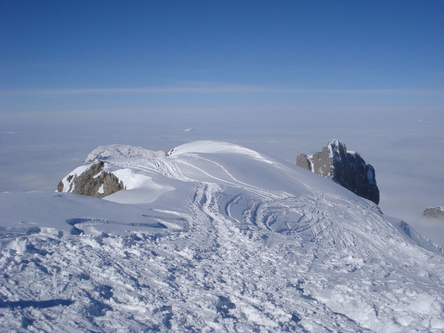 Sommet du Blüemberg (2405m) ; vers le NW