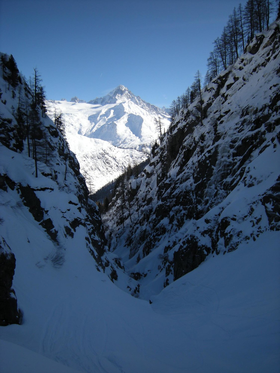 Tré les Eaux. L'entrée de la gorge