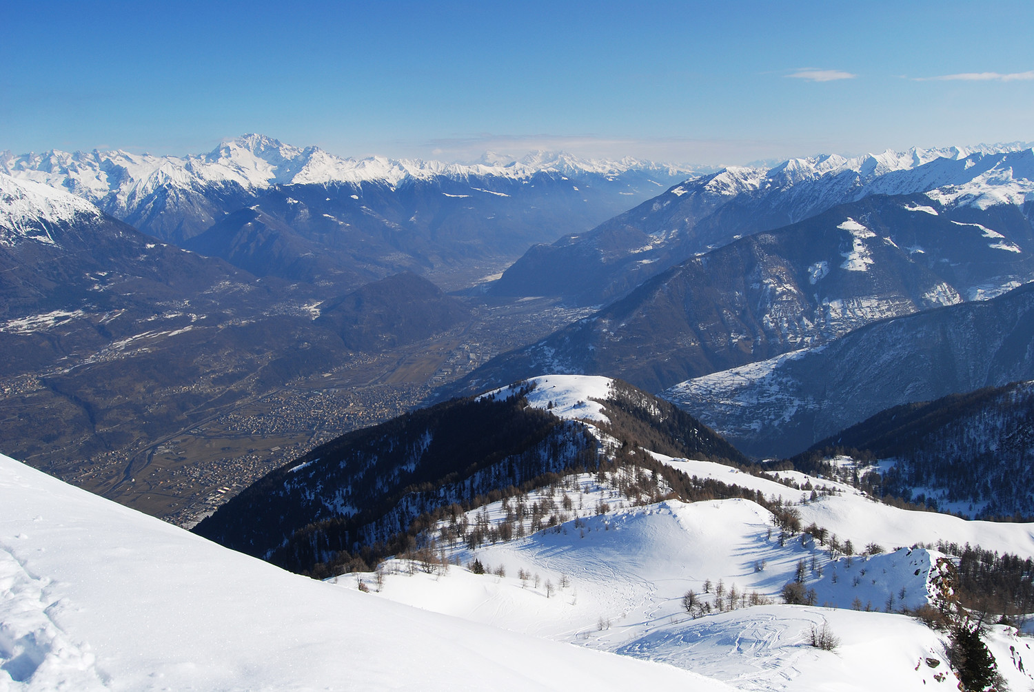 La Motta di Olano 1702 m, dal Pizzo dei Galli 2217 m.