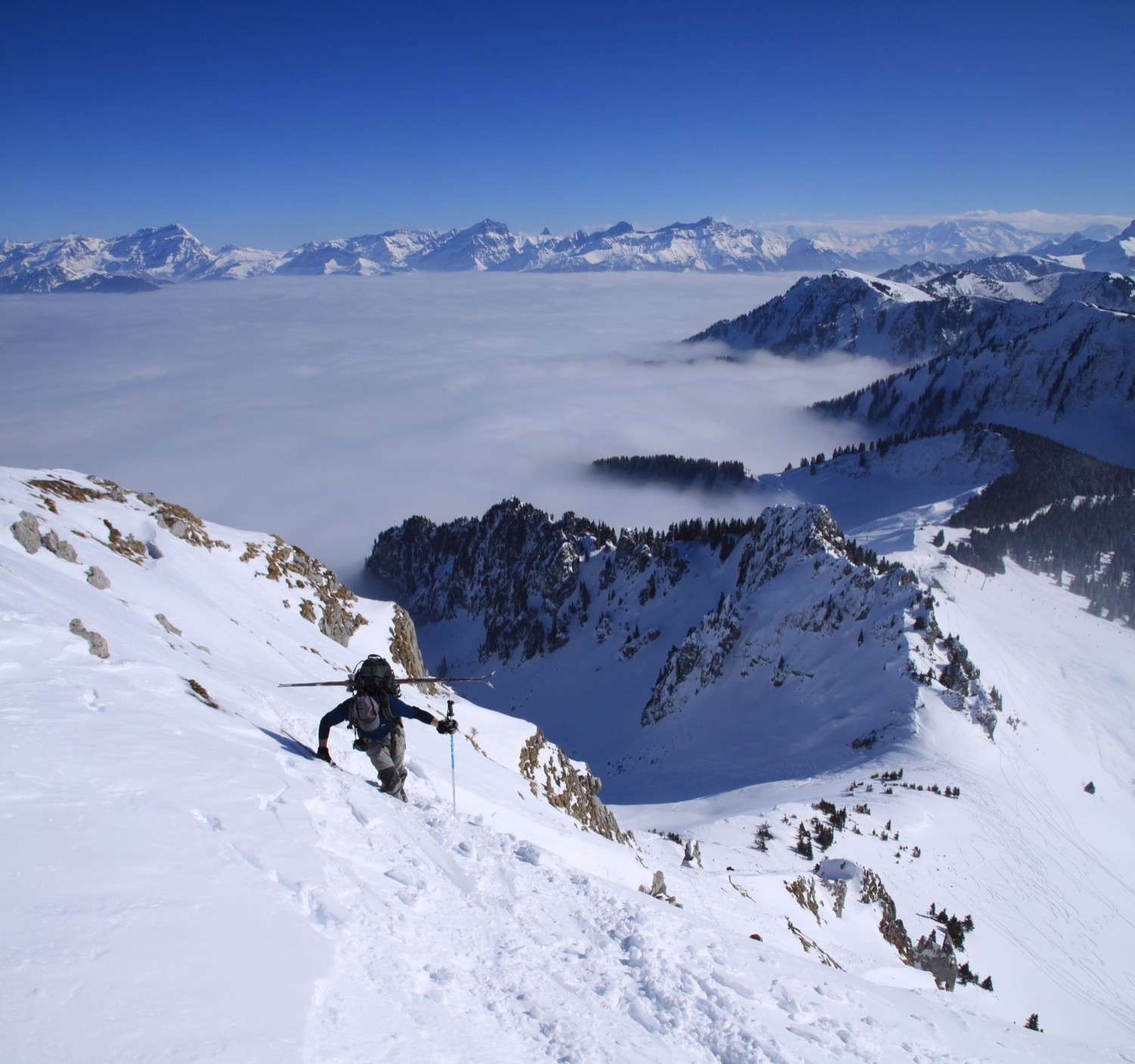 Arrivée au sommet du Linleu par le couloir SE
