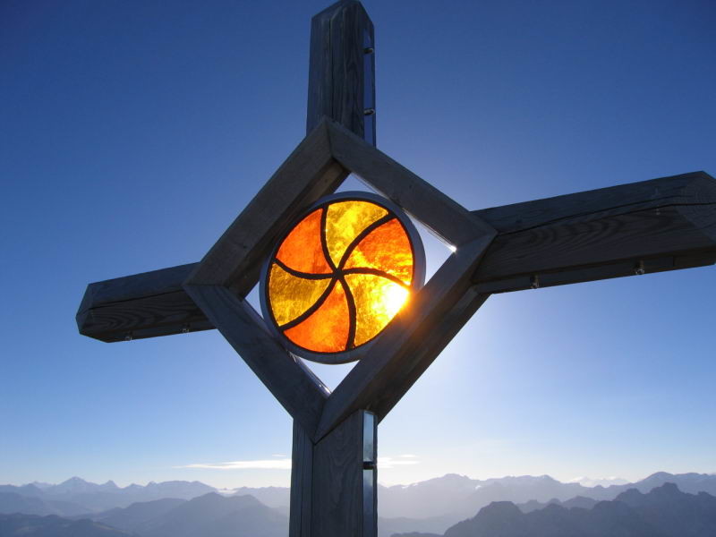 Croix au sommet du Vanil de l'Ecri