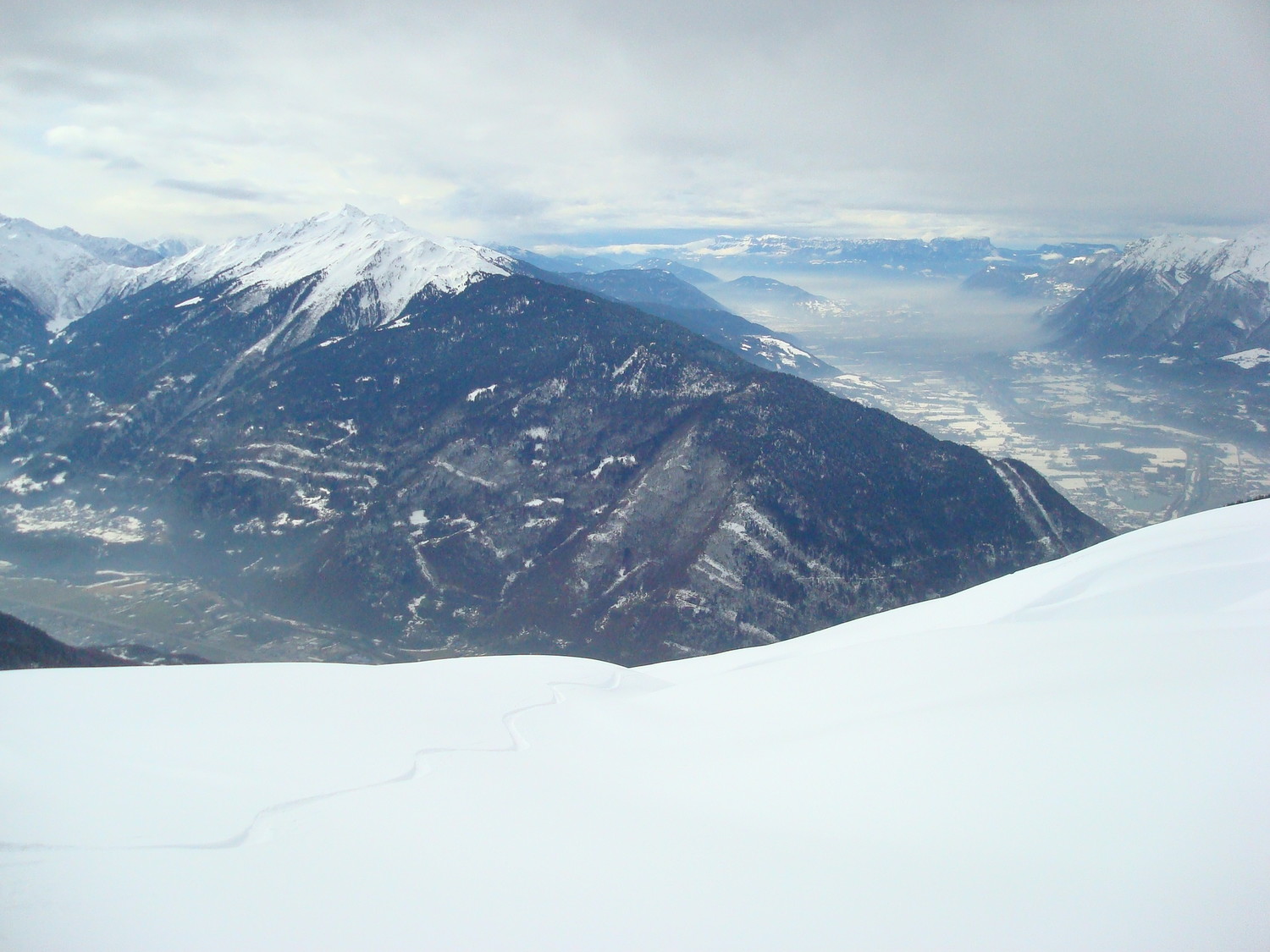 Vue sur la Combe de Savoie: versant Sud Ouest