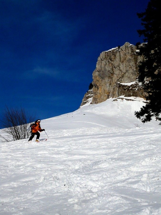 Descente dans la combe du Loup