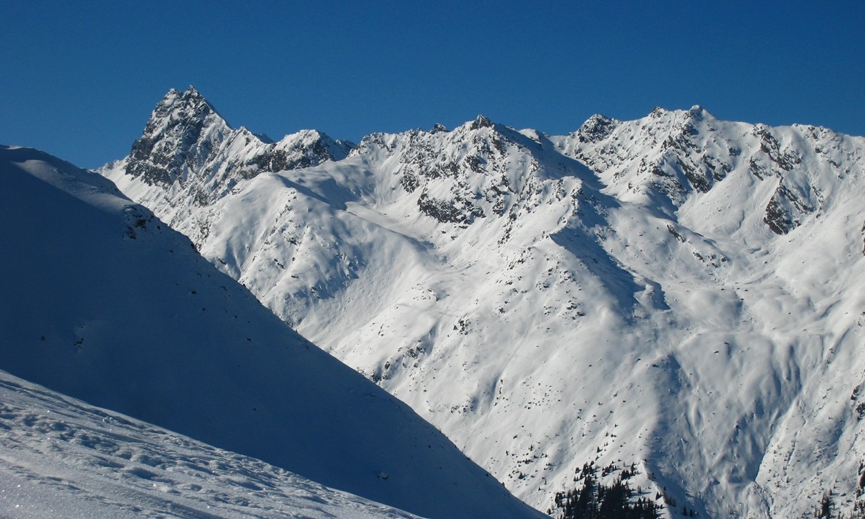 Vue sur la rive G de l'Oberbergtal