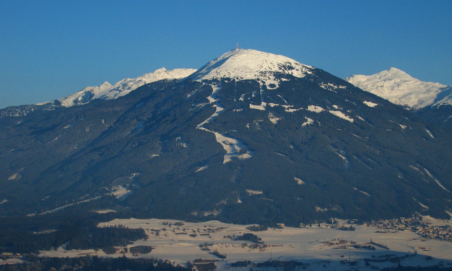 face W du Patscherkofel (2246m) dans le Tyrol, vue de la Muttereralm
