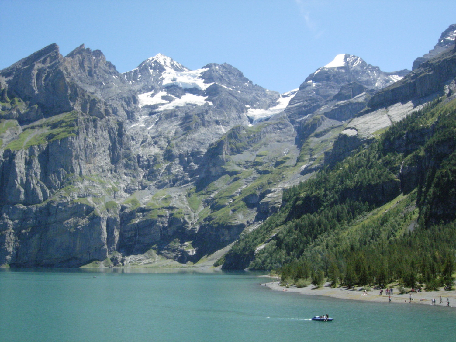 La Bluemlisalp depuis Oschinensee