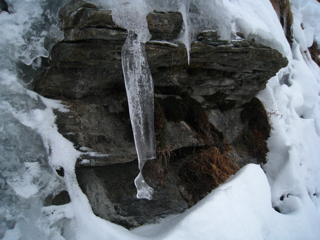 Un stalactite qui ne va pas tarder à perdre la tête