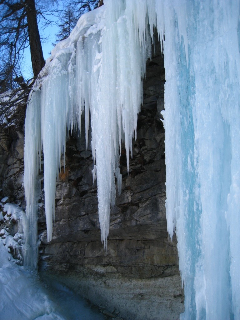 Qqes stalactites