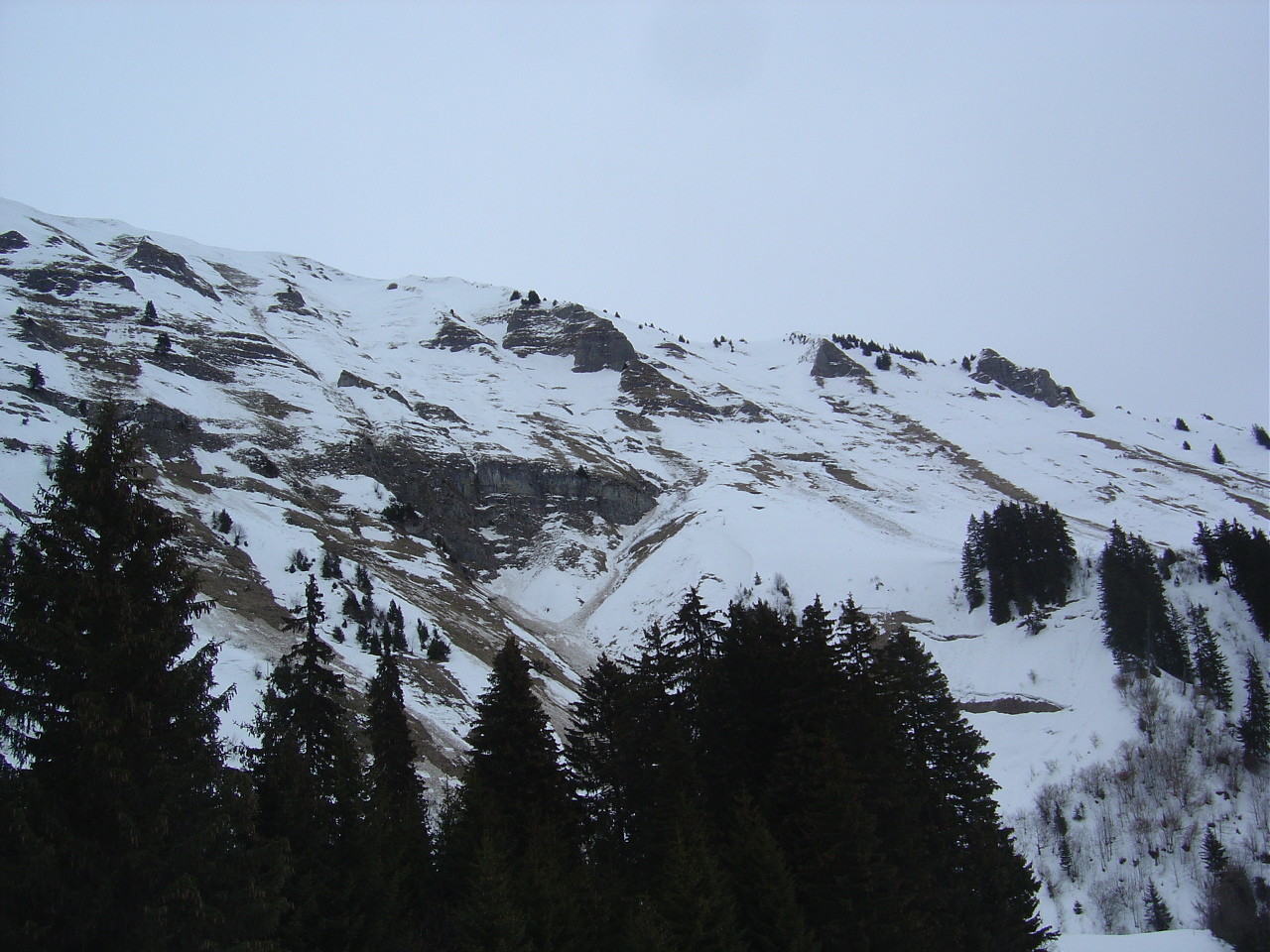 La face SW vue de Plan Falcon.