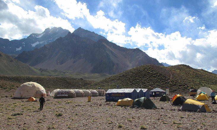 Confluencia et le Cerro Tolosa (5432 m)