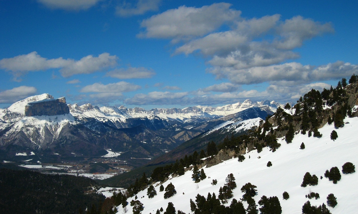 Le balcon E du Vercors vu du Barral