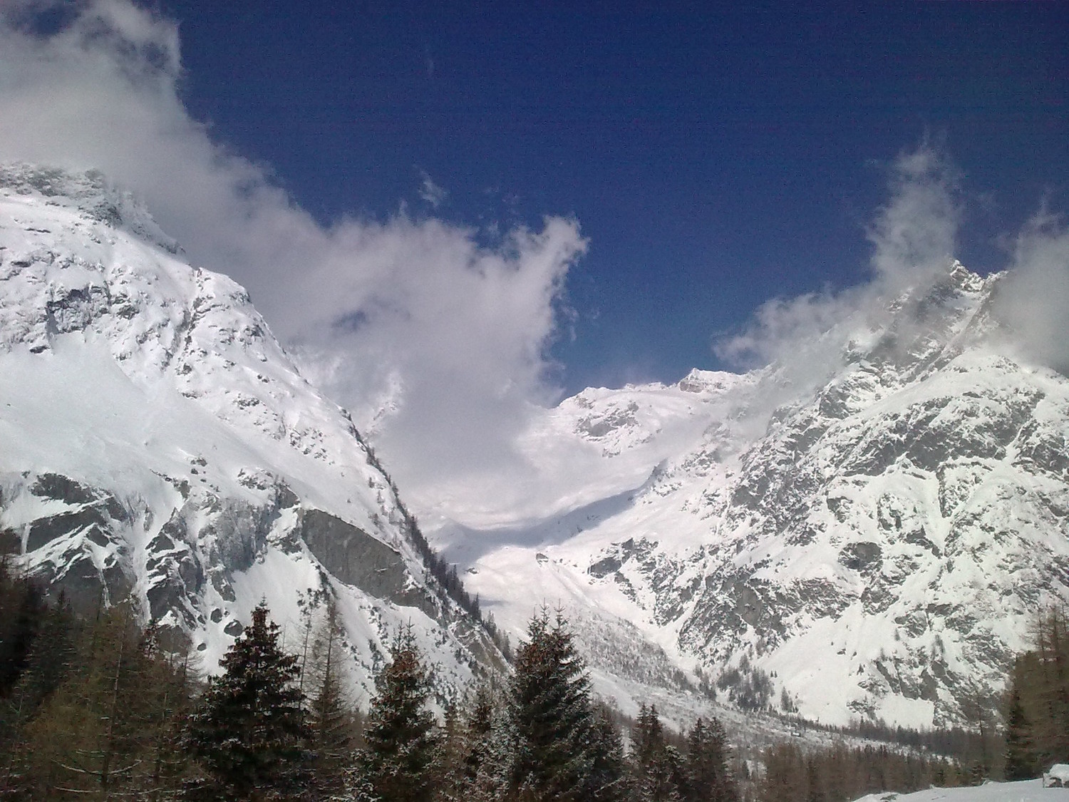 En direction de la Cabane de l'A Neuve